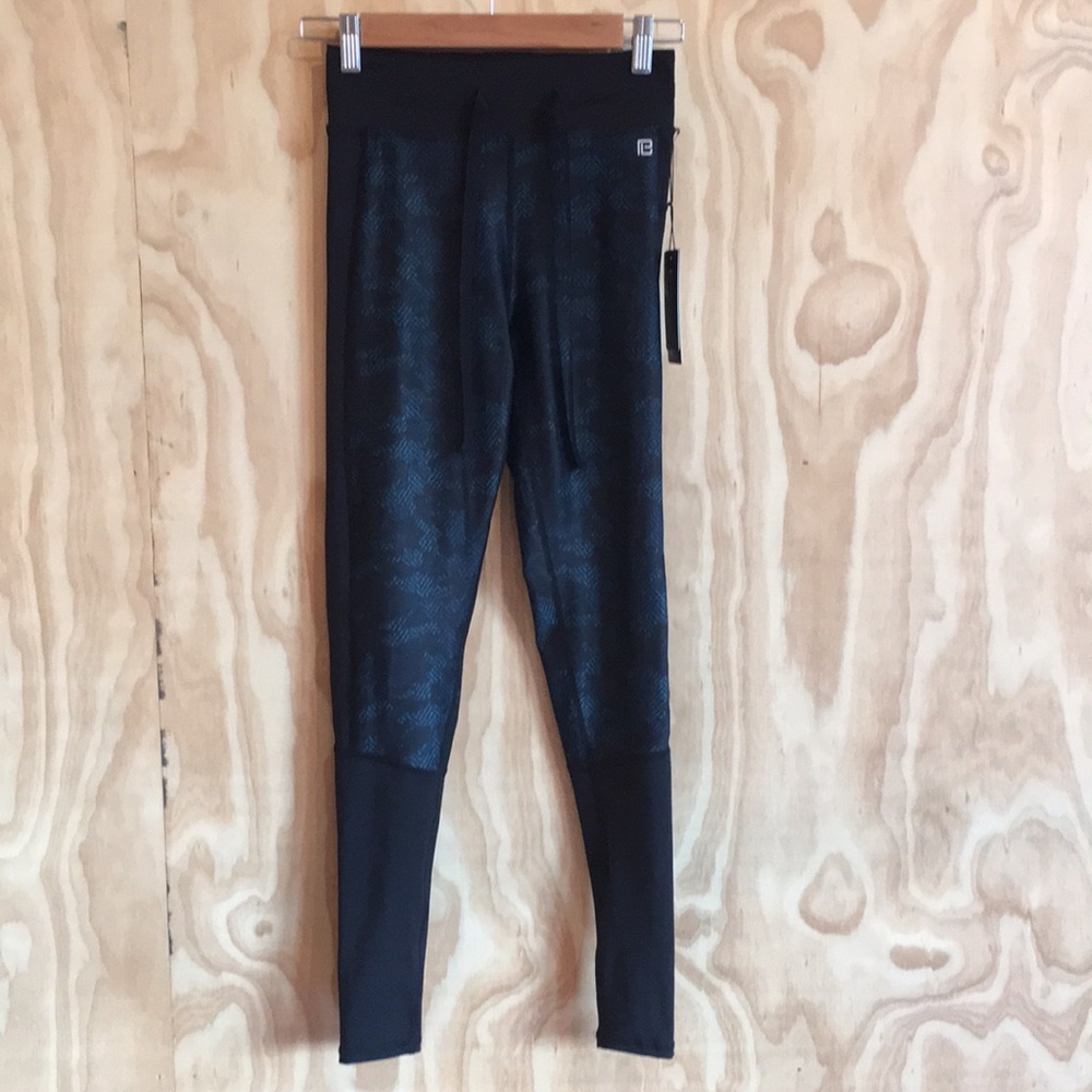 Body Language leggings NWT